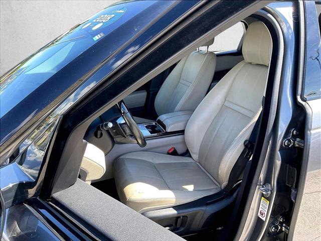 Used 2018 Land Rover Range Rover Velar S AWD/4WD image 26