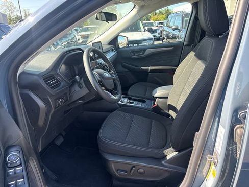 Used 2023 Ford Escape Active AWD/4WD image 10