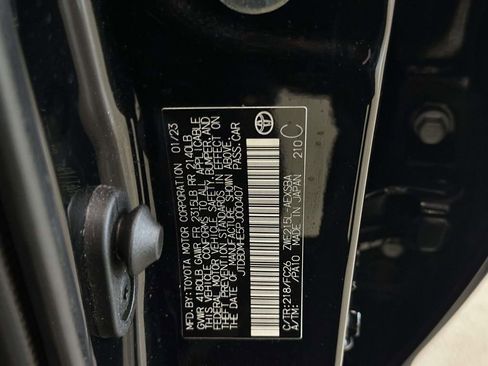 Used 2023 Toyota Corolla SE AWD/4WD image 21