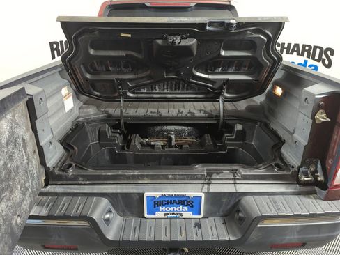 Used 2017 Honda Ridgeline RTL image 18