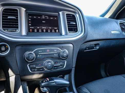 Used 2022 Dodge Charger SXT image 35