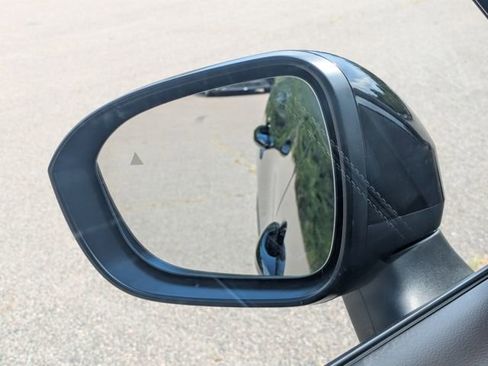 Used 2023 Nissan Rogue SV w/ SV Premium B Package image 35