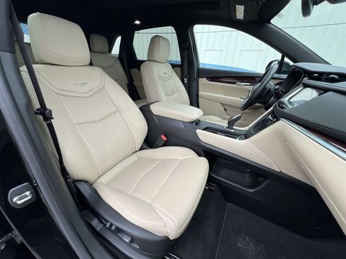 Used 2019 Cadillac XT5 Luxury image 29