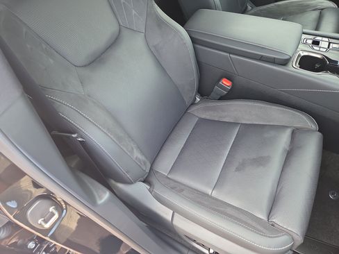 Certified 2025 Lexus RX 450h AWD w/ Convenience Package image 12