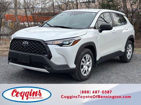 Certified 2024 Toyota Corolla Cross L image 1