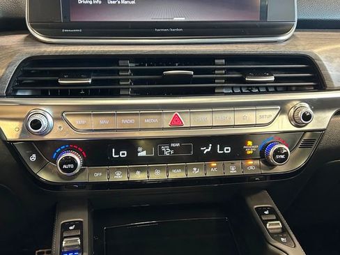 Used 2020 Kia Telluride SX w/ SX Prestige Package image 41