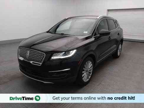 Used 2019 Lincoln MKC Premiere FWD image 1
