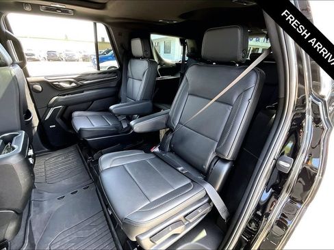 Used 2024 GMC Yukon Denali AWD/4WD image 6