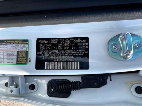 Certified 2026 Hyundai Elantra Sport FWD image 19