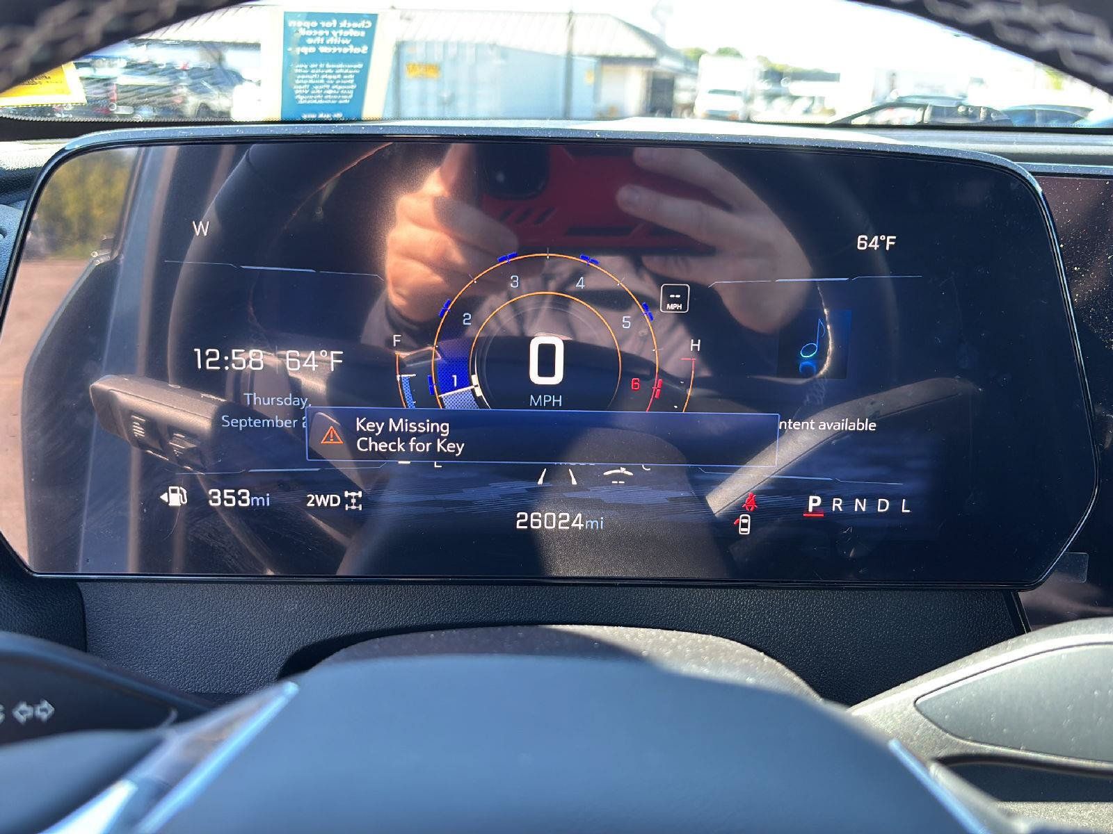 Used 2024 Chevrolet Traverse LT w/ Trailering Package AWD/4WD image 18