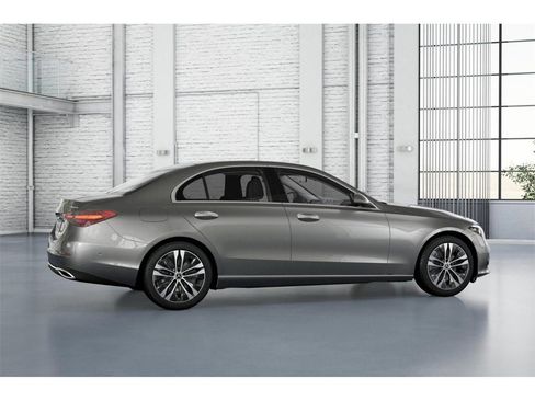 Certified 2022 Mercedes-Benz C 300 4MATIC Sedan image 18