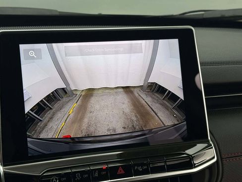 New 2026 Jeep Compass Trailhawk image 31