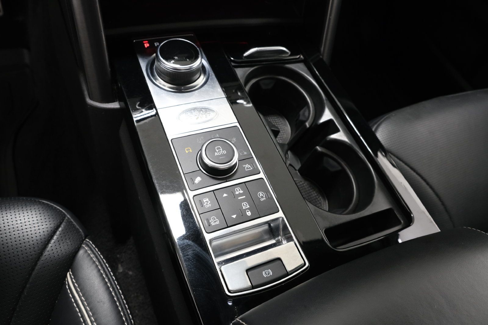 Used 2019 Land Rover Discovery HSE Luxury AWD/4WD image 22