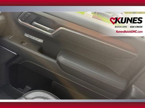 Used 2025 GMC Sierra 1500 Denali AWD/4WD image 35