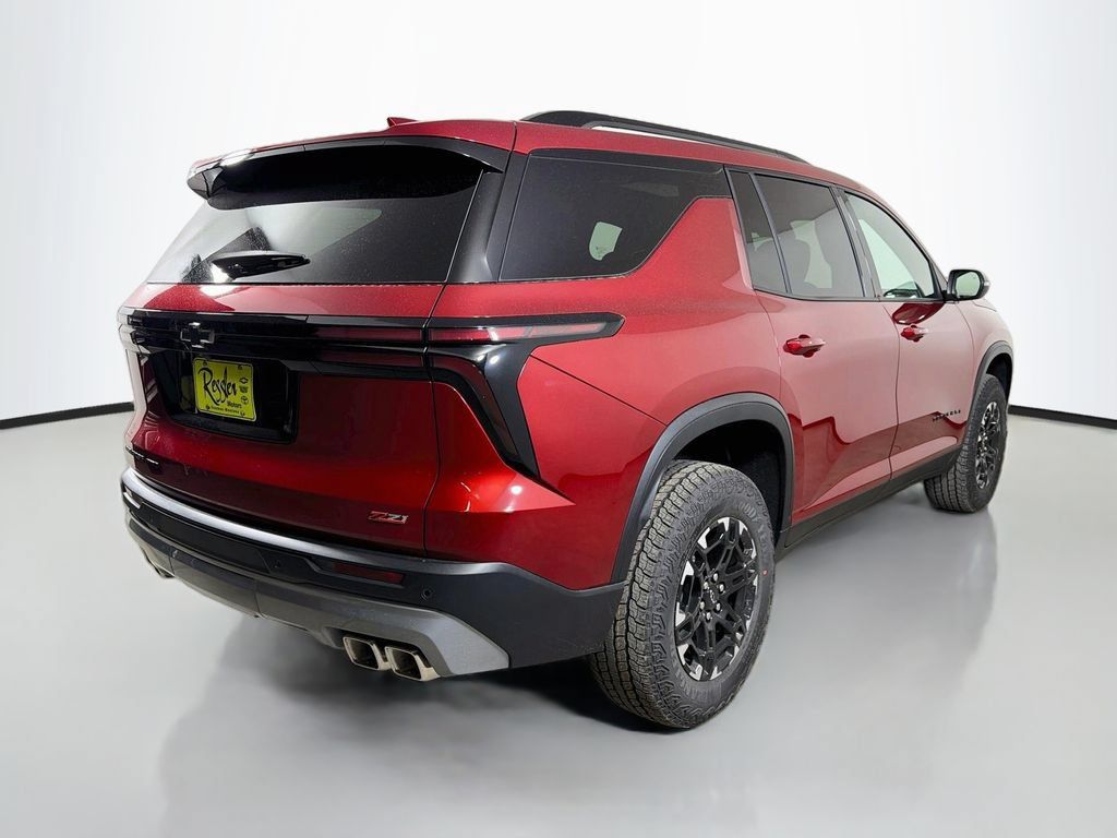 New 2027 Chevrolet Traverse Z71 w/ LPO, Floor Liner Package AWD/4WD image 5