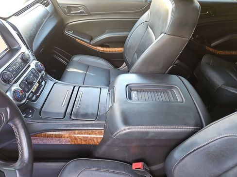 Used 2016 Chevrolet Suburban LTZ AWD/4WD image 26