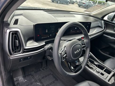 Used 2024 Kia Sorento S w/ Panoramic Sunroof Package FWD image 22