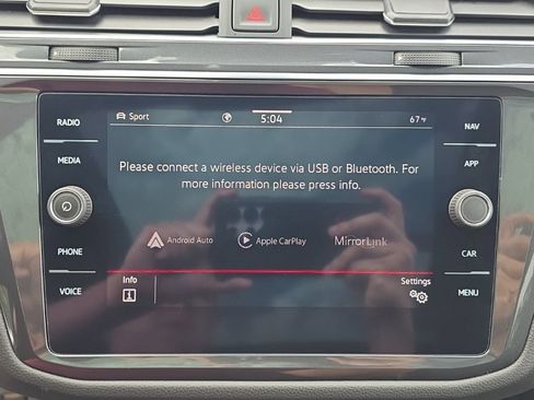 Certified 2022 Volkswagen Tiguan SEL R-Line AWD/4WD image 18