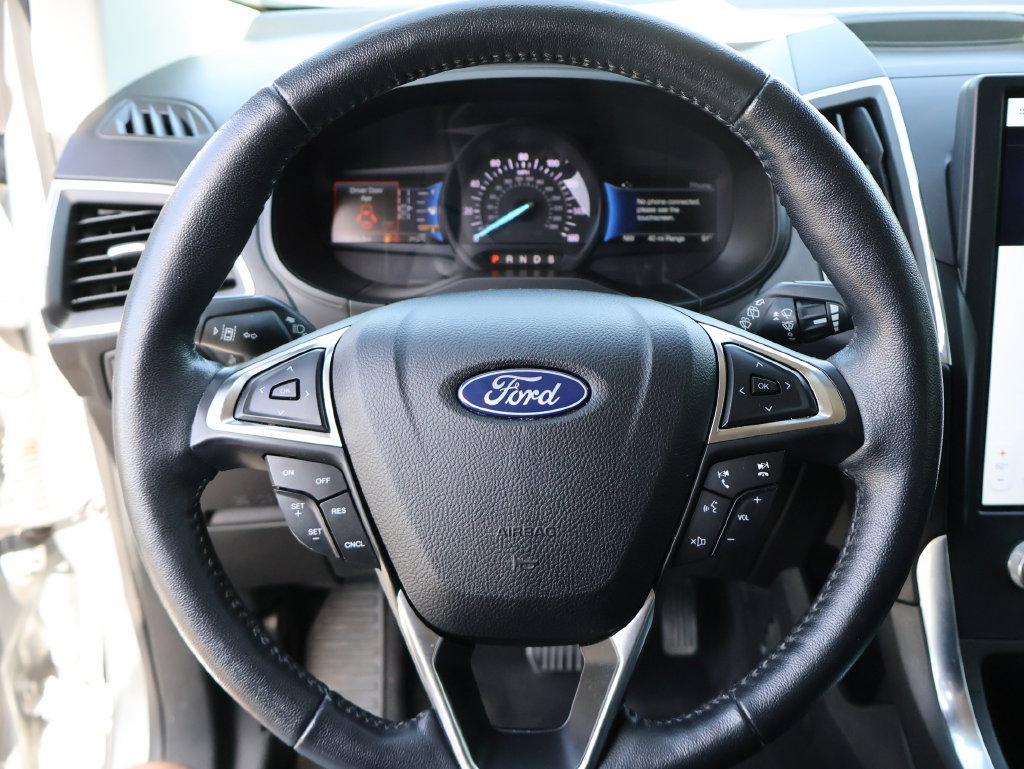 Used 2022 Ford Edge Titanium AWD/4WD image 26
