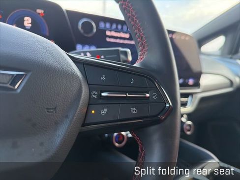 Used 2024 Chevrolet Equinox EV RS image 36