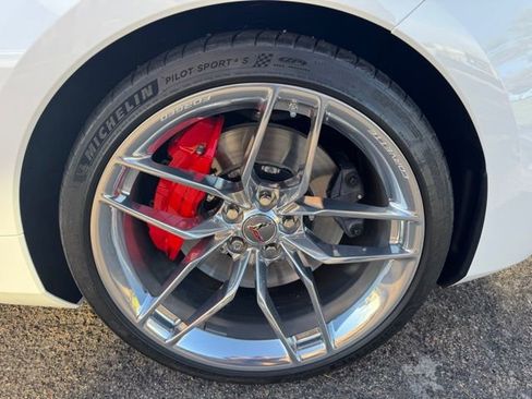 Used 2025 Chevrolet Corvette Z06 image 20