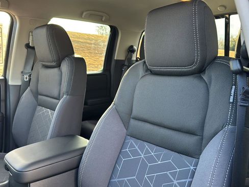 New 2026 Nissan Frontier SV w/ SV Convenience Package image 26