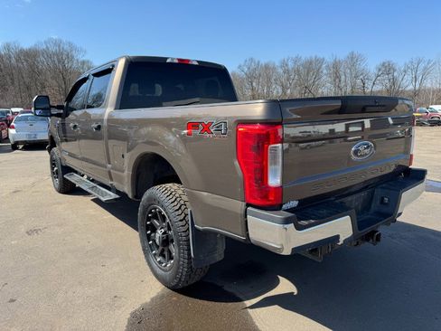 Used 2017 Ford F350 XLT w/ FX4 4x4 Off Road Package image 3