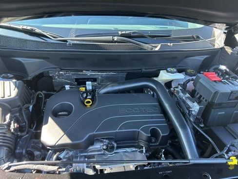 New 2026 Chevrolet Equinox LT w/ Safety and Technology Package image 33