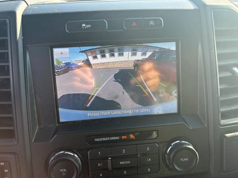 Used 2019 Ford F150 XL w/ Equipment Group 101A Mid AWD/4WD image 8