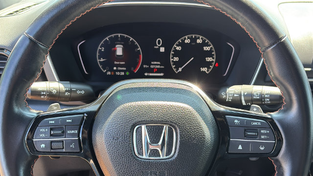 Used 2025 Honda Pilot Sport image 12