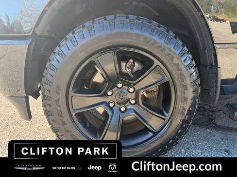 Used 2019 RAM 1500 Big Horn AWD/4WD image 9