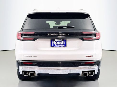Used 2024 GMC Acadia Denali image 6