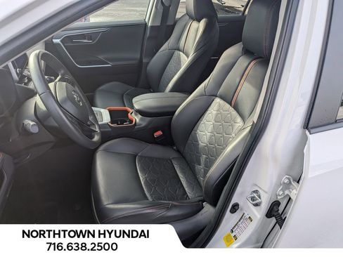 Used 2024 Toyota RAV4 Adventure image 5