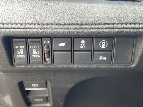 Certified 2023 Honda Odyssey Touring image 28
