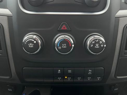 Used 2018 RAM 2500 Tradesman w/ Chrome Appearance Group image 23