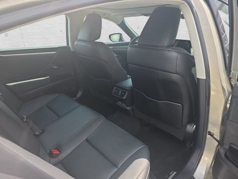Certified 2023 Lexus ES 350 w/ Premium Package FWD image 11