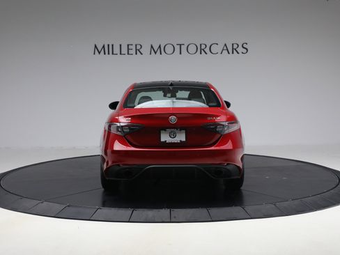 New 2025 Alfa Romeo Giulia AWD w/ Driving Assist Package image 6