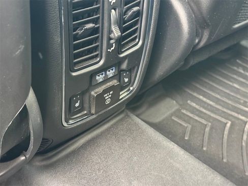 Used 2021 Jeep Grand Cherokee Limited w/ Quick Order Package 28K 80th image 12