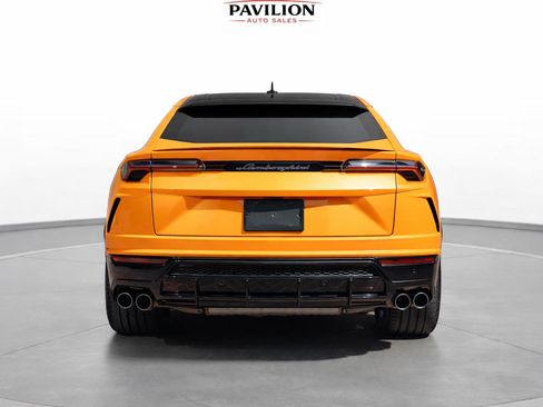 Used 2022 Lamborghini Urus image 8