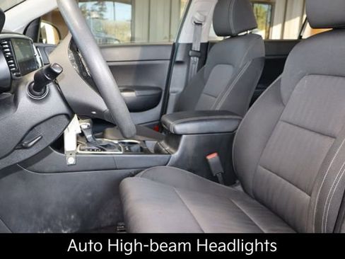 Certified 2022 Kia Sportage LX image 10