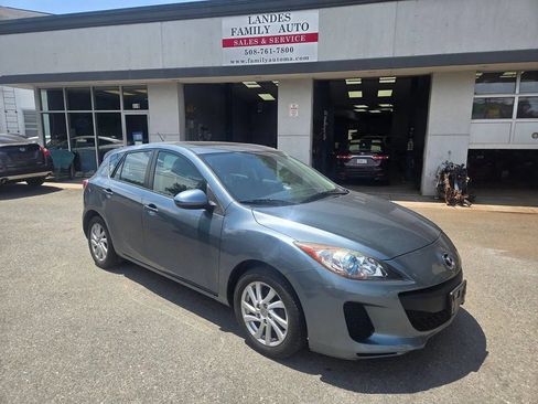 Used 2012 MAZDA MAZDA3 i Touring FWD image 18