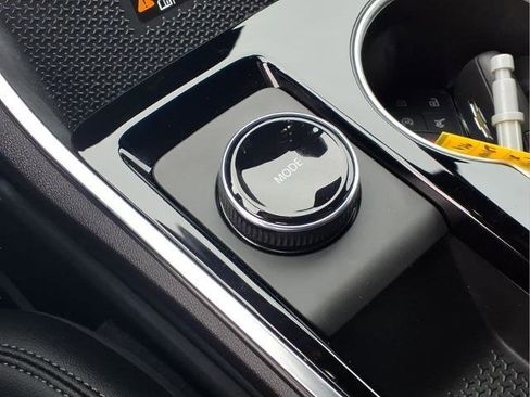 Used 2026 Chevrolet Equinox LT w/ Convenience Package II image 15