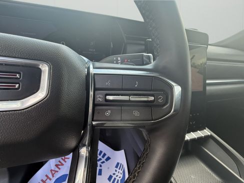 Used 2025 GMC Terrain Elevation AWD/4WD image 21