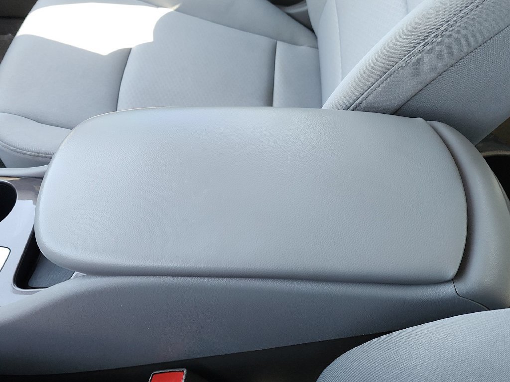 Used 2021 Chevrolet Malibu LS FWD image 20