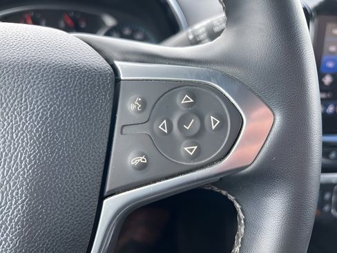 Used 2023 Chevrolet Traverse RS image 20