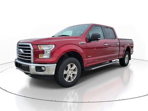 Used 2015 Ford F150 XLT w/ Equipment Group 302A Luxury image 2