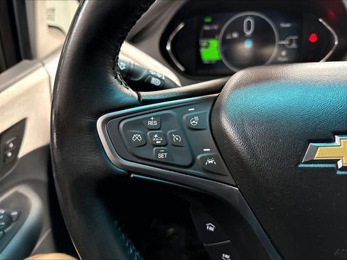 Used 2018 Chevrolet Bolt Premier w/ Driver Confidence II Package FWD image 19