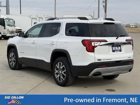Certified 2023 GMC Acadia SLT w/ Technology Package AWD/4WD image 7