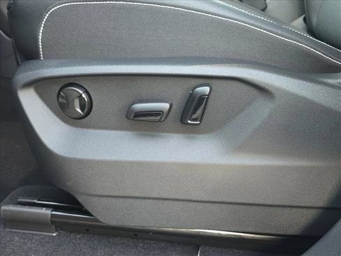 New 2026 Volkswagen Atlas SE image 6