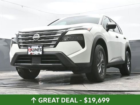 Used 2024 Nissan Rogue S AWD/4WD image 51
